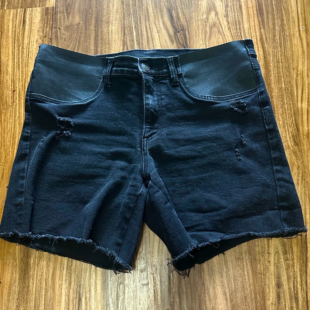 Time and Tru Maternity Shorts